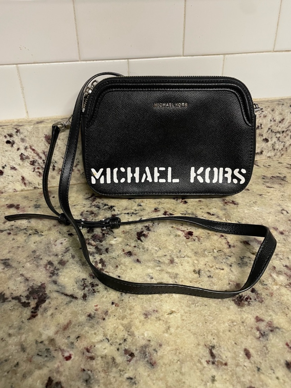 Michael Michael Kors Logo Double Zip Crossbody camera Logo Purse Bag Black
